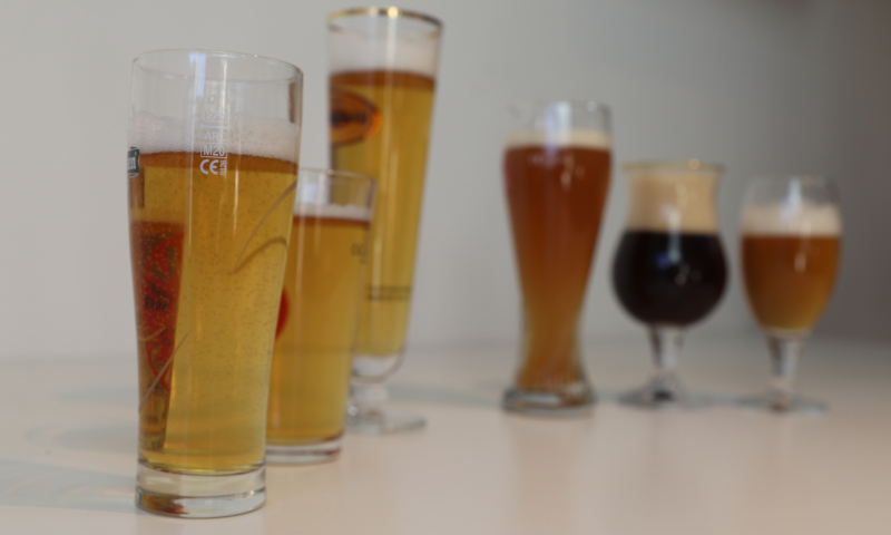 Verschillende bieren in bierglazen